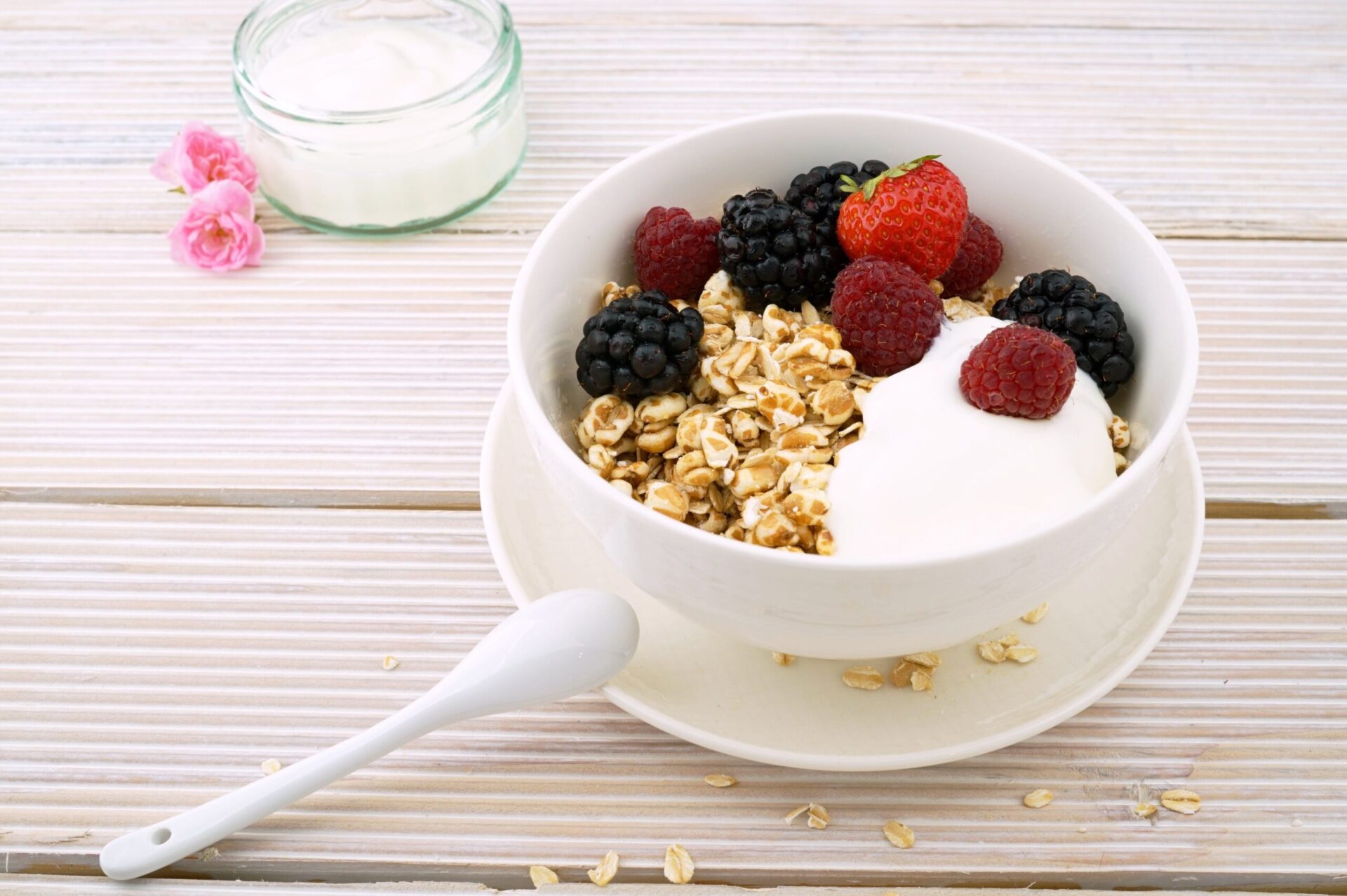 Завтраки, которые поднимут вам настроение: 10 рецептов для энергичного утра